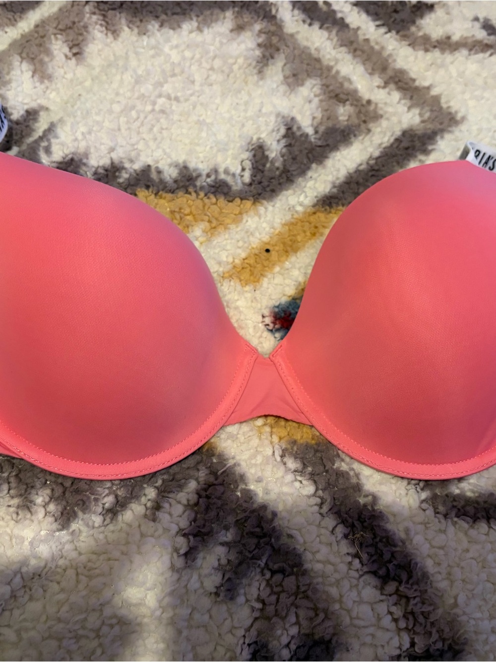 Victoria's Secret t shirt lightly lined Demi